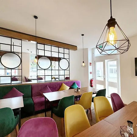 Hotel Dormero Airport-frankfurt
